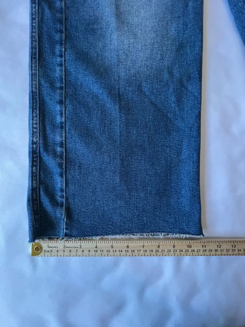 NWT Good American Size 12 Good Skate High Rise Cropped Loose Leg Jeans Raw Hem - Picture 12 of 16